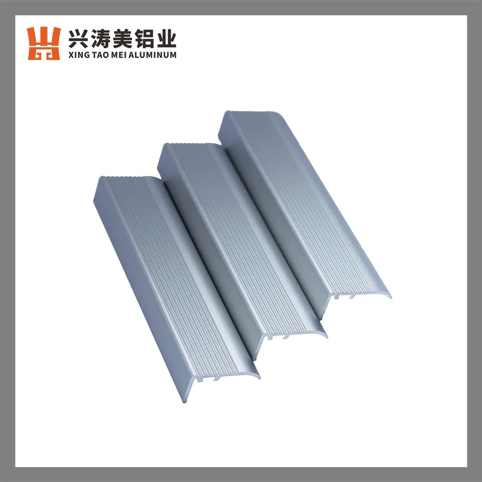 Aluminum L-shaped Anti-slip Stair Strip